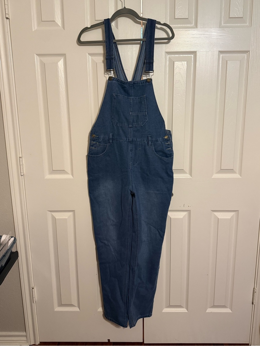 The CUTEST Women's Classic Denim Overalls - Small